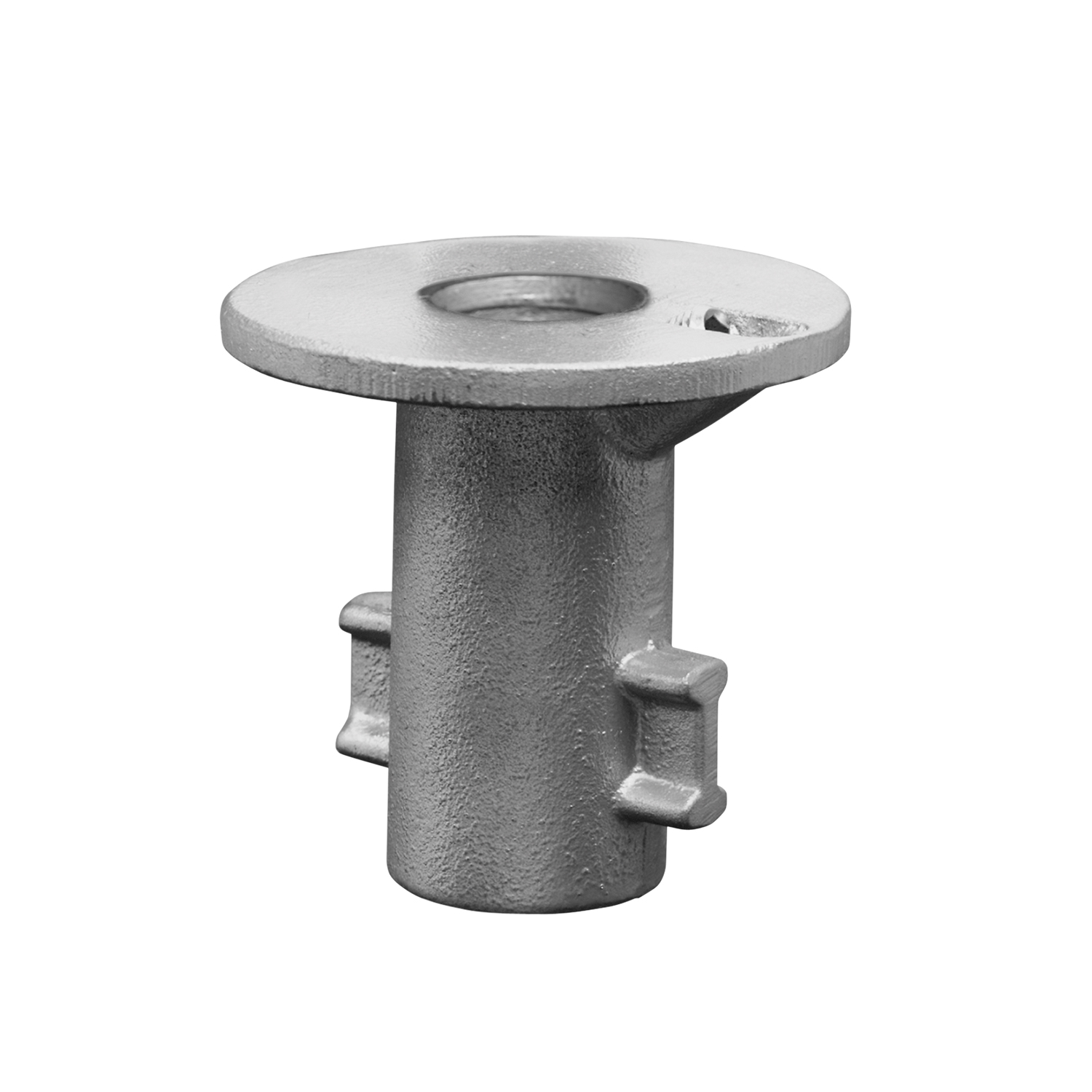Base cilíndrica gris de metal fundido. Arriba, placa redonda con abertura para tubo de soporte y orificio para tornillo de ajuste. Abajo, dos nervaduras rectangulares de anclaje para fijación en hormigón. Superficie rugosa.